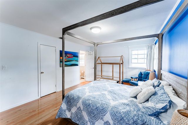 575 Cornwell Avenue, Malverne, NY 11565