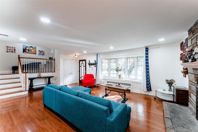 575 Cornwell Avenue, Malverne, NY 11565