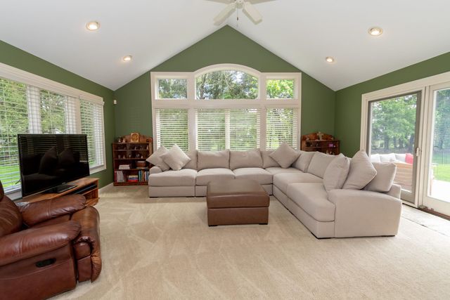 51118 Heatherton Court, Granger, IN 46530