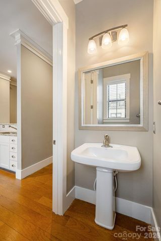 69 Stamford Street, Asheville, NC 28803