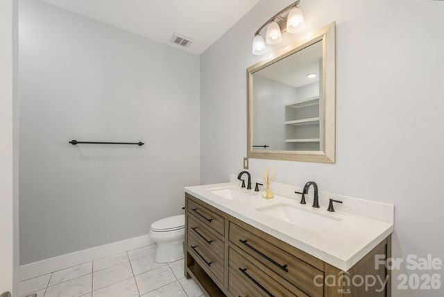 69 Stamford Street, Asheville, NC 28803