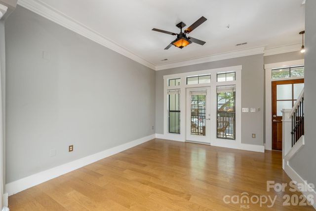 69 Stamford Street, Asheville, NC 28803