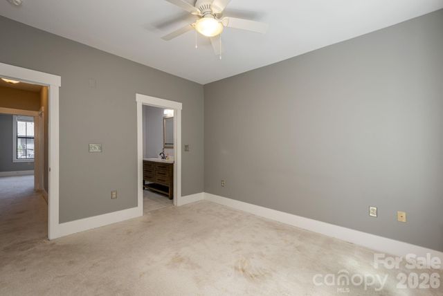 69 Stamford Street, Asheville, NC 28803