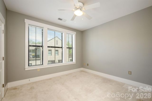 69 Stamford Street, Asheville, NC 28803