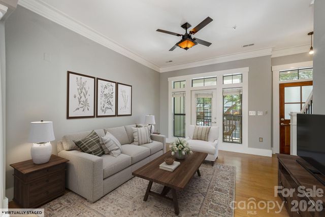 69 Stamford Street, Asheville, NC 28803