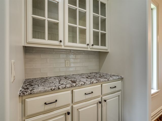 5902 E 110th Place, Tulsa, OK 74137