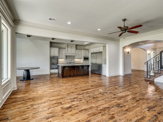 5902 E 110th Place, Tulsa, OK 74137