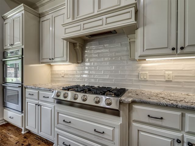 5902 E 110th Place, Tulsa, OK 74137