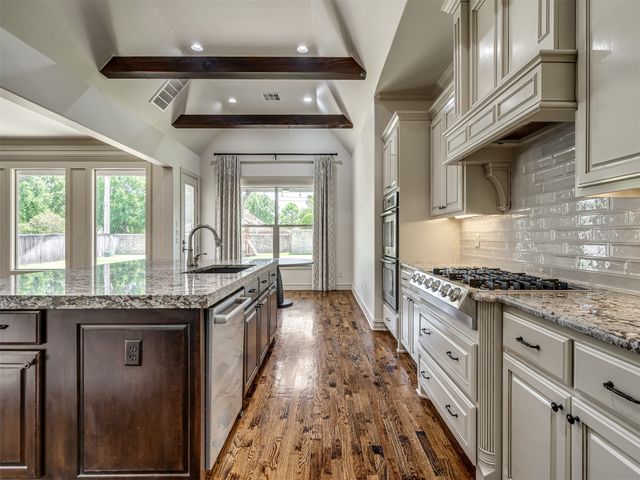 5902 E 110th Place, Tulsa, OK 74137