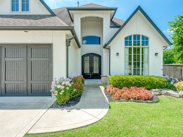 5902 E 110th Place, Tulsa, OK 74137