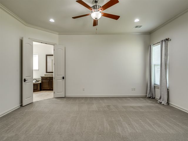 5902 E 110th Place, Tulsa, OK 74137
