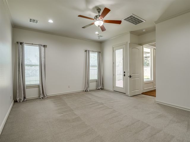 5902 E 110th Place, Tulsa, OK 74137