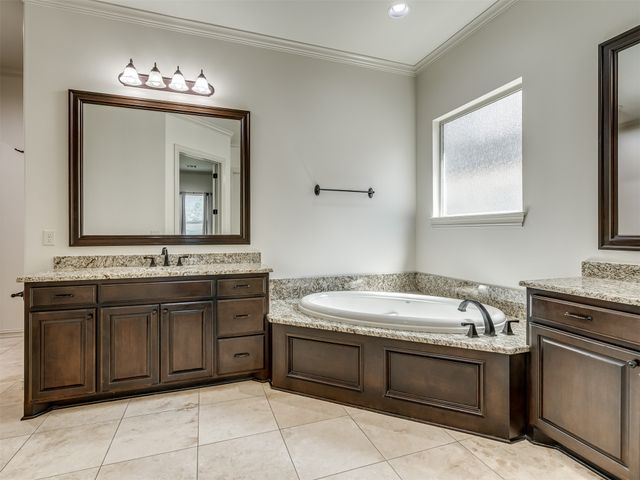 5902 E 110th Place, Tulsa, OK 74137
