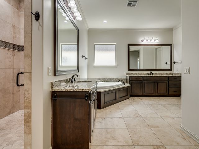 5902 E 110th Place, Tulsa, OK 74137