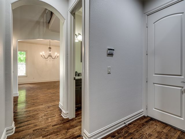 5902 E 110th Place, Tulsa, OK 74137