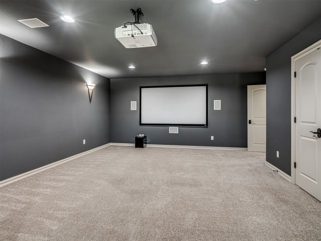 5902 E 110th Place, Tulsa, OK 74137