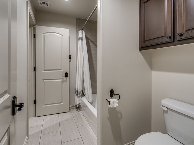 5902 E 110th Place, Tulsa, OK 74137