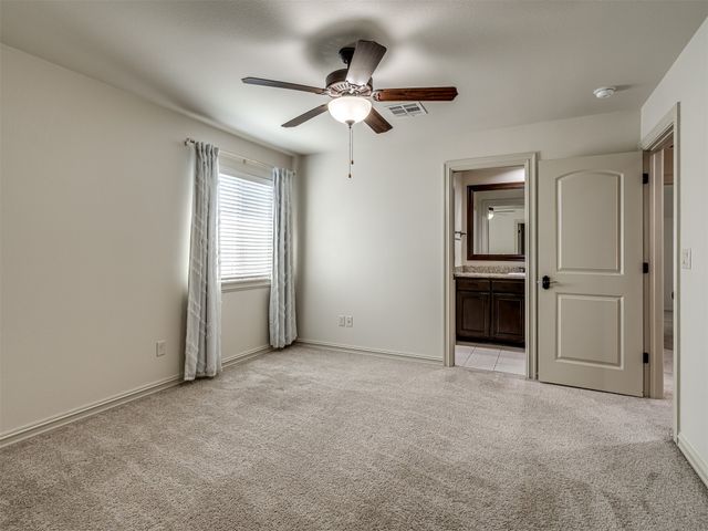 5902 E 110th Place, Tulsa, OK 74137