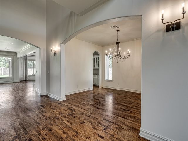 5902 E 110th Place, Tulsa, OK 74137