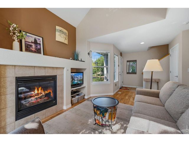 805 Summer Hawk Dr NN-90, Longmont, CO 80504