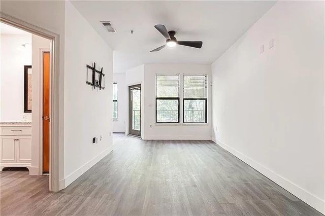 898 Oak Street SW 1307, Atlanta, GA 30310