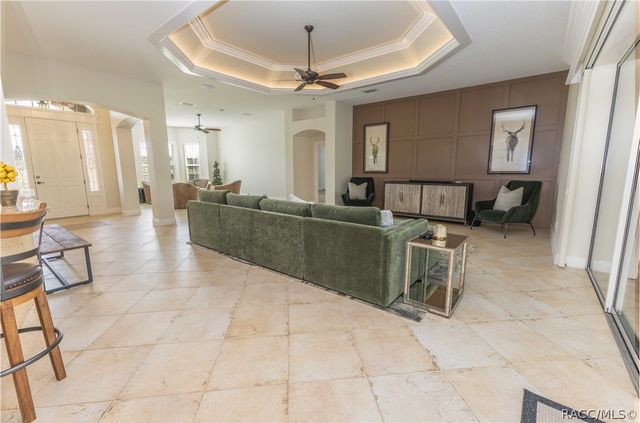 10517 NE 27th Street, Oxford, FL 34484