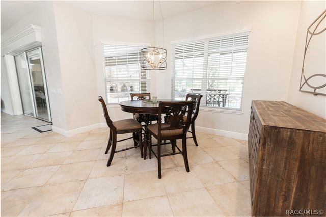 10517 NE 27th Street, Oxford, FL 34484