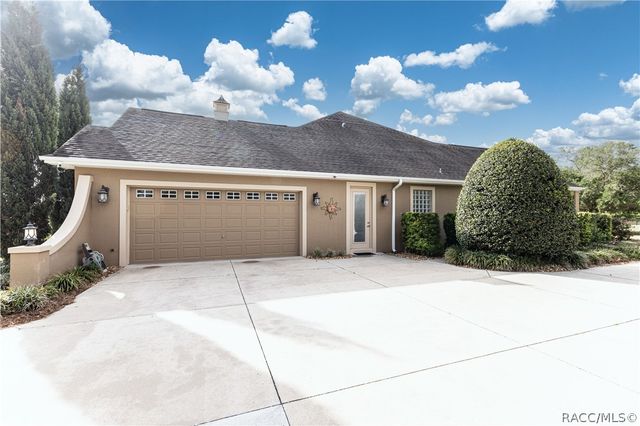 10517 NE 27th Street, Oxford, FL 34484