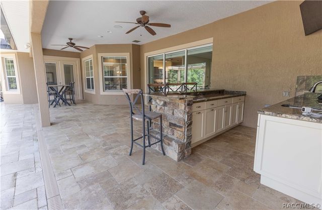 10517 NE 27th Street, Oxford, FL 34484