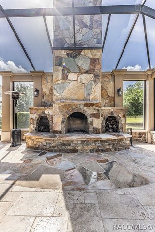 10517 NE 27th Street, Oxford, FL 34484