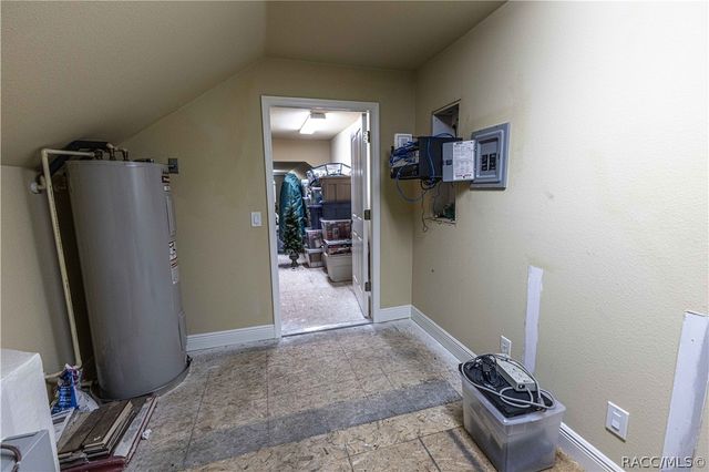 10517 NE 27th Street, Oxford, FL 34484