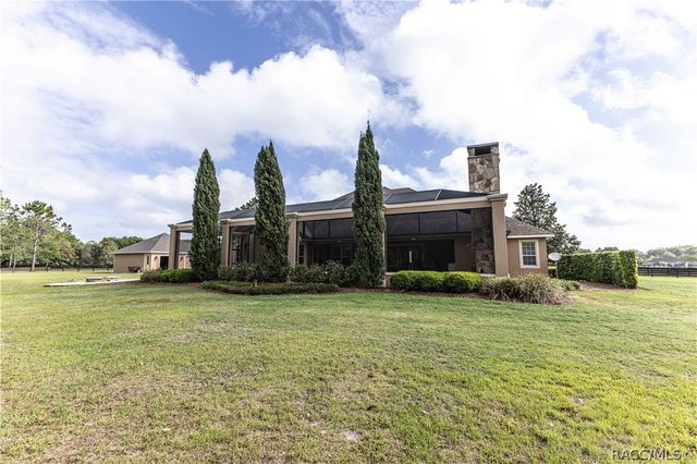 10517 NE 27th Street, Oxford, FL 34484