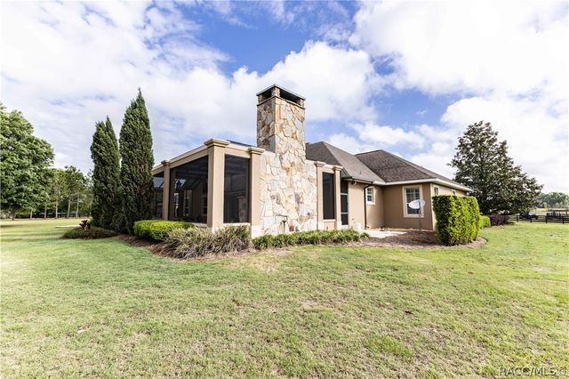 10517 NE 27th Street, Oxford, FL 34484