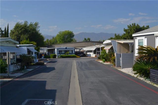 1630 S Barranca 102, Glendora, CA 91740