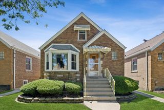 3402 S 58th Court, Cicero, IL 60804