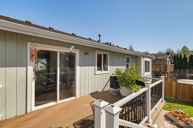 1085 Heron Ridge Avenue, Port Orchard, WA 98366