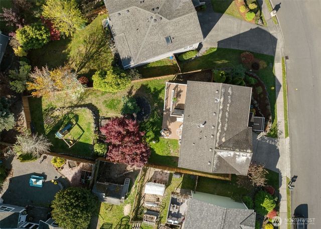 1085 Heron Ridge Avenue, Port Orchard, WA 98366