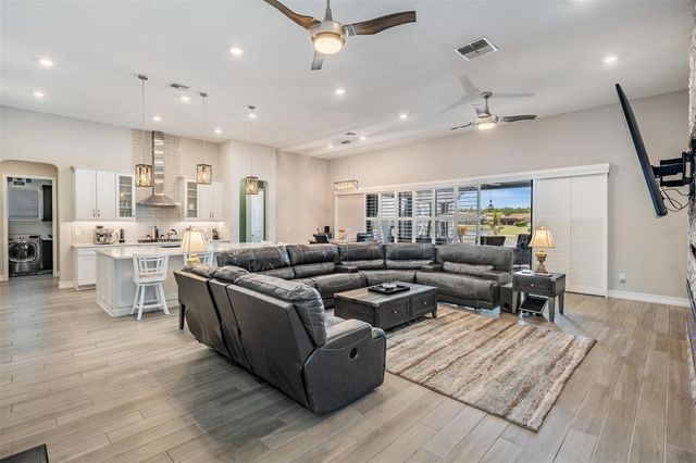 29043 PICANA LANE, Wesley Chapel, FL 33543