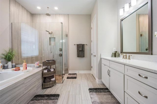 29043 PICANA LANE, Wesley Chapel, FL 33543