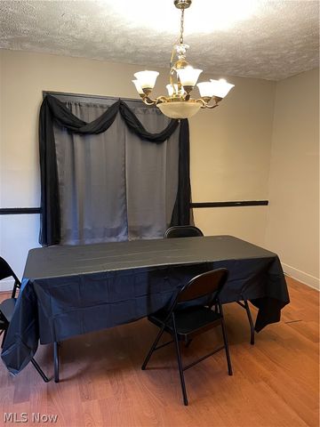 1815 Grantham Road, Cleveland, OH 44112