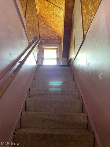 1815 Grantham Road, Cleveland, OH 44112