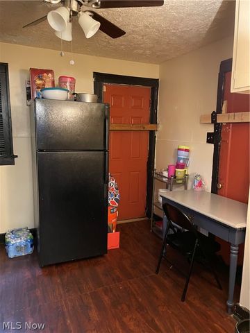 1815 Grantham Road, Cleveland, OH 44112