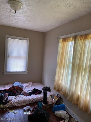 1815 Grantham Road, Cleveland, OH 44112