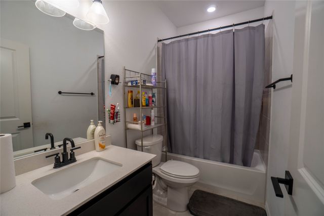 702 Declaration Drive, Princeton, TX 75407