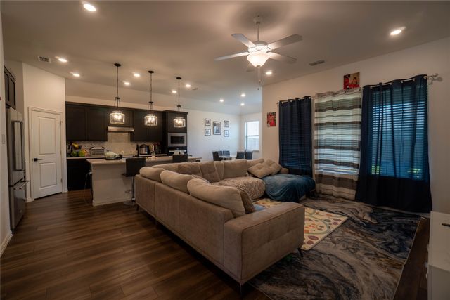 702 Declaration Drive, Princeton, TX 75407