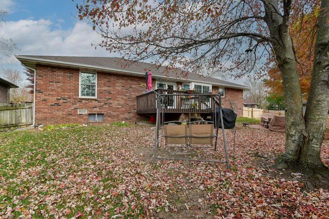 608 Cypress Avenue, Nixa, MO 65714