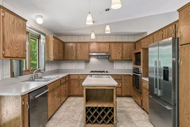 3170 12th Street NW, New Brighton, MN 55112