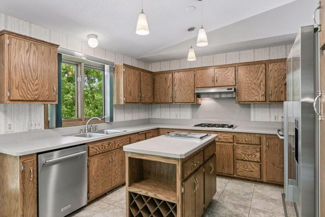 3170 12th Street NW, New Brighton, MN 55112