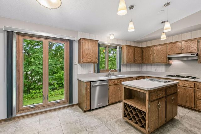 3170 12th Street NW, New Brighton, MN 55112