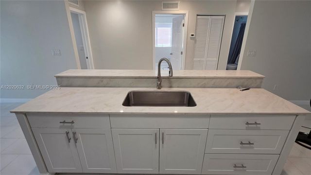 1068 NW 112th St 1068, Miami, FL 33168